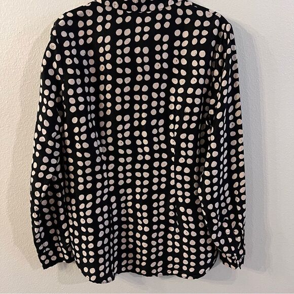 CABI Blouse Silk Black White Dots Long Sleeve Button Front Sz Small Professional - Picture 7 of 7
